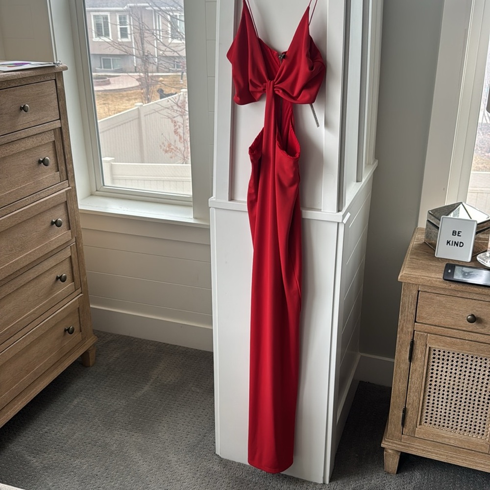 ALICE + OLIVIA Havana Cutout Dress - Picture 4 of 7